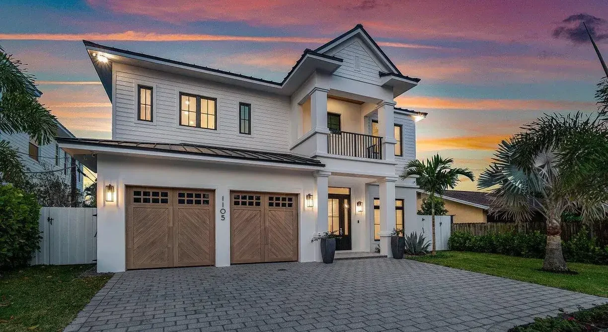 1105-NE-2nd-Avenue-1