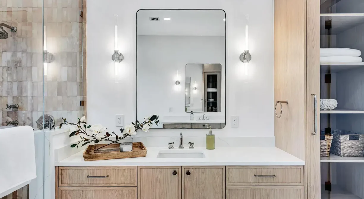 1105-NE-2nd-Avenue-12