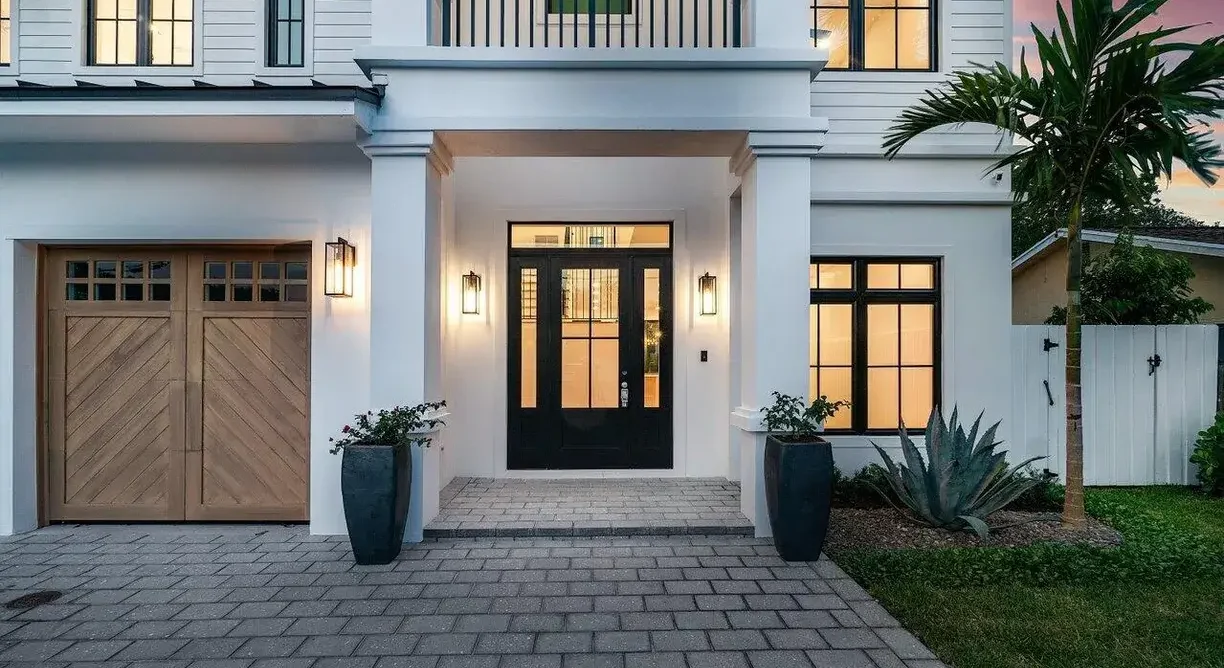 1105-NE-2nd-Avenue-2