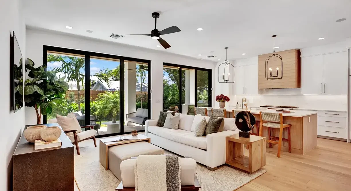 1105-NE-2nd-Avenue-9